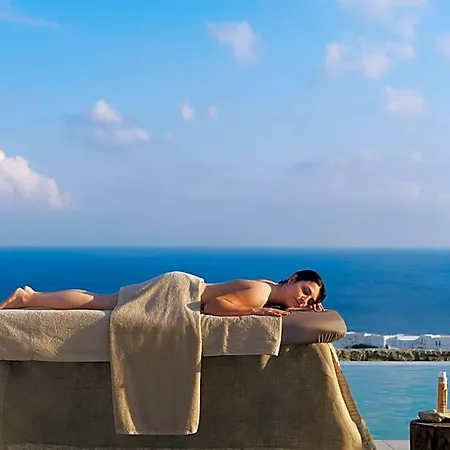 Ezio Bo Luxury Living 호텔 4*